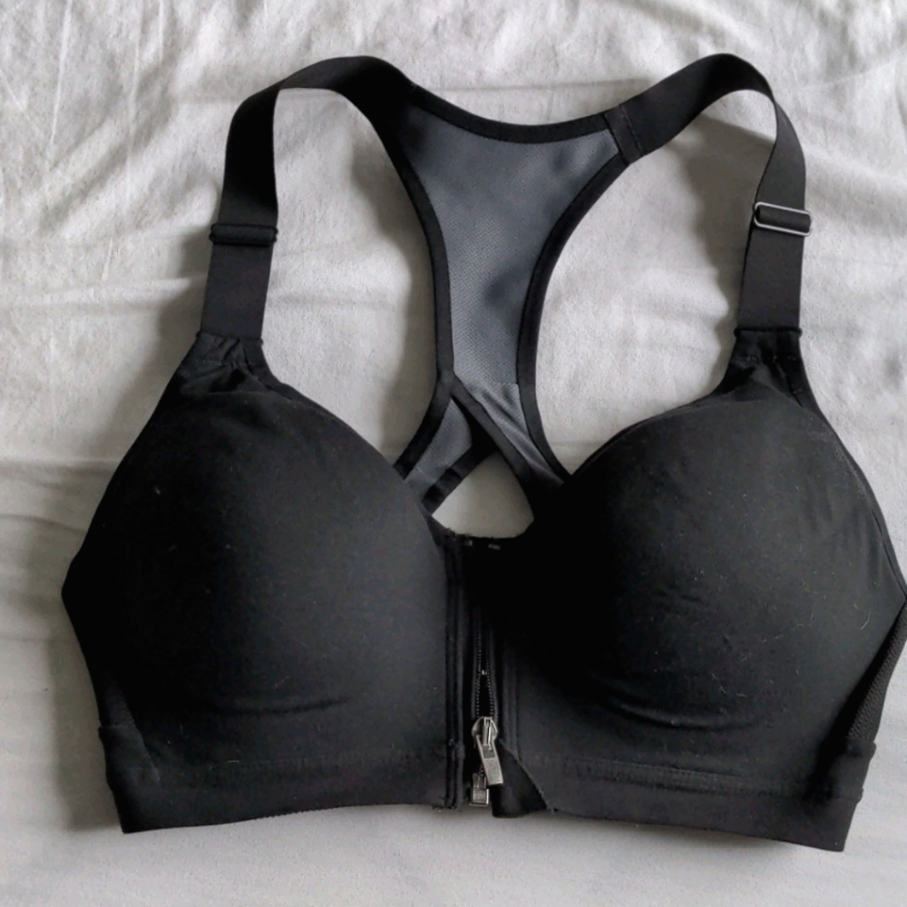 VS Sport Black Racer-Back Sports Bra